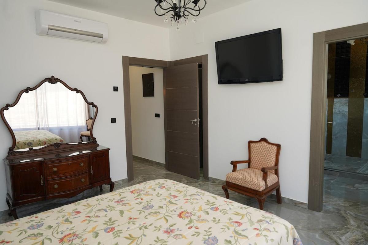 Holiday home Complete Luxury House With Garden Madrid